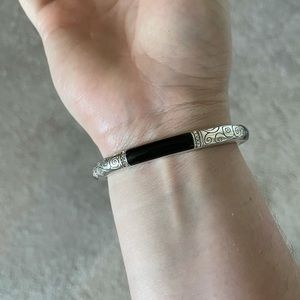 Brighton Bracelet - Wiltern Hinged Bangle